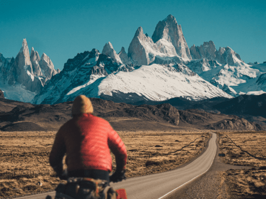 Pagina uit Two Years on a Bike boek