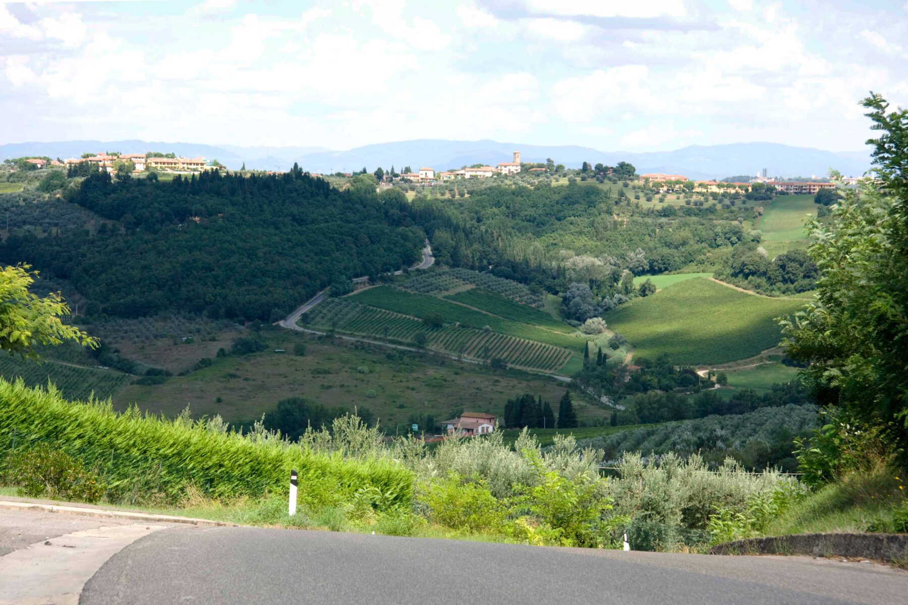 Glooiende fietswegen in Toscane