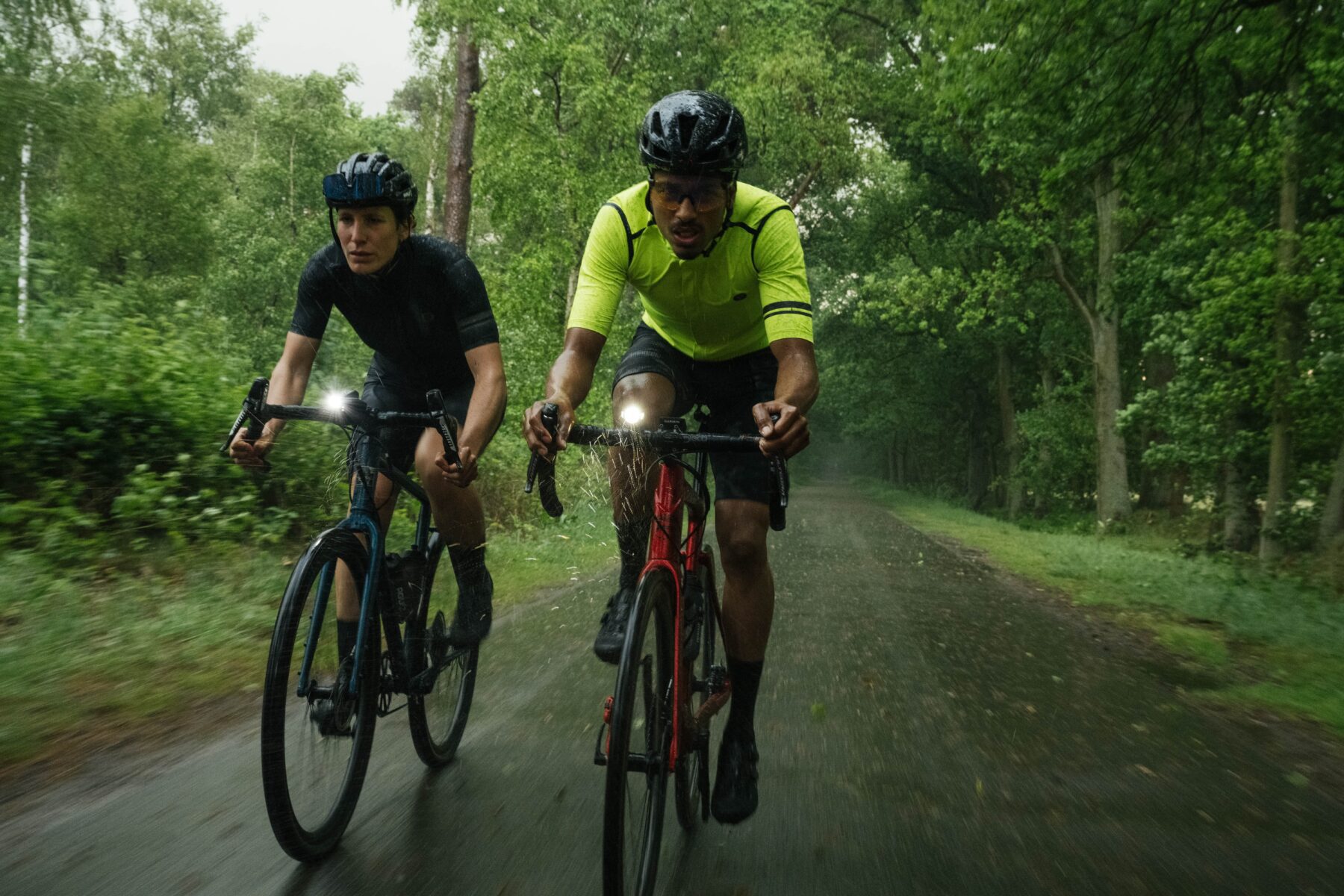 Fietshelm voor meer zichtbaarheid