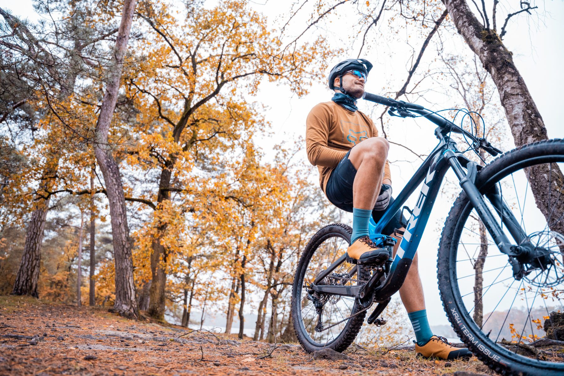 Fietsbril op sterkte getest tijdens het mountainbiken